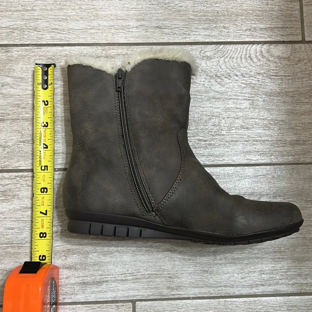 Cliffs by White Mountain Gray Boots-Size 7M
